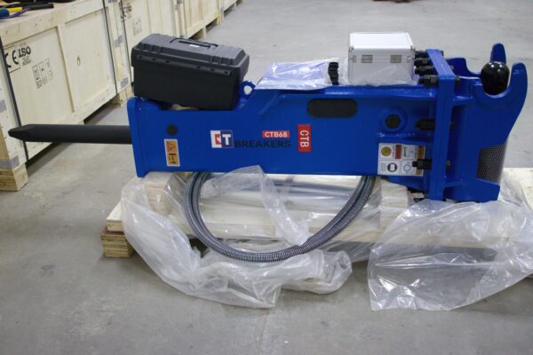 Breaker CTB68