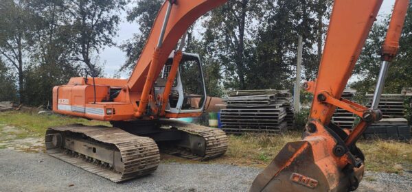1989 EX200 Excavator - Image 4