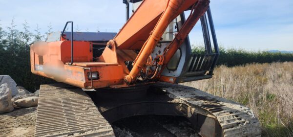 1990 EX200 Excavator - Image 4